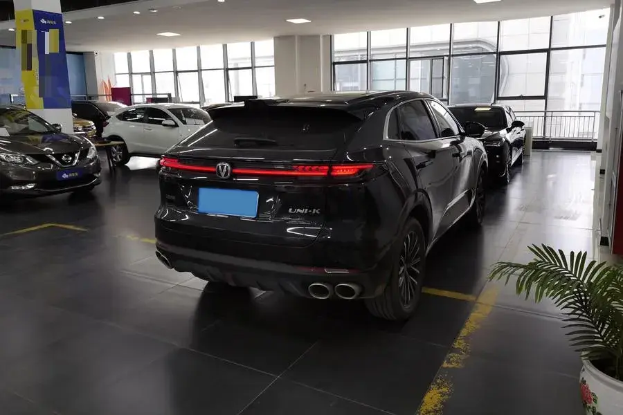 2024 CHANGAN UNI-K thumbnail 2