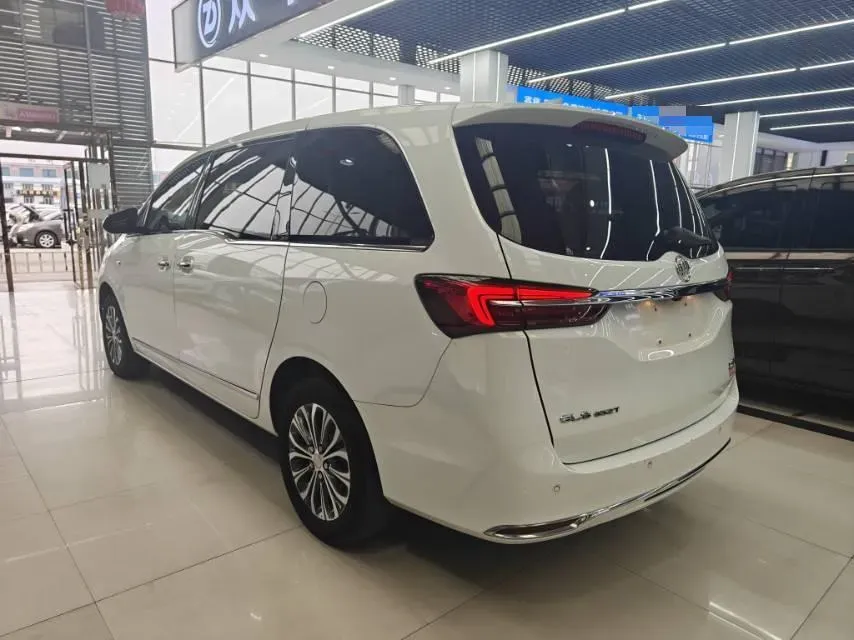 2022 Buick GL8 2.0T 237HP L4 9AT,autocango,china used car exporter,china ev exporter,chinese used car exporter,chinese used ev exporter