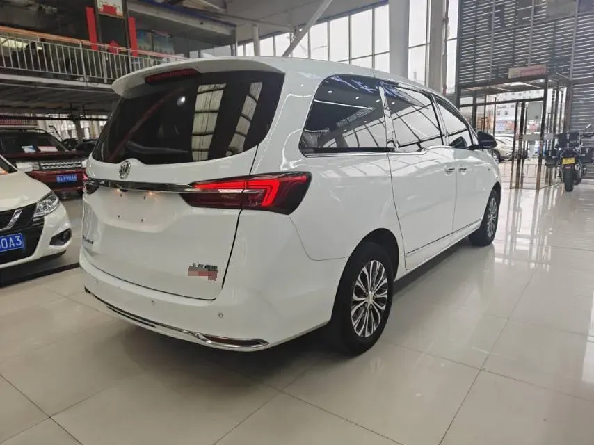 2022 Buick GL8 2.0T 237HP L4 9AT,autocango,china used car exporter,china ev exporter,chinese used car exporter,chinese used ev exporter