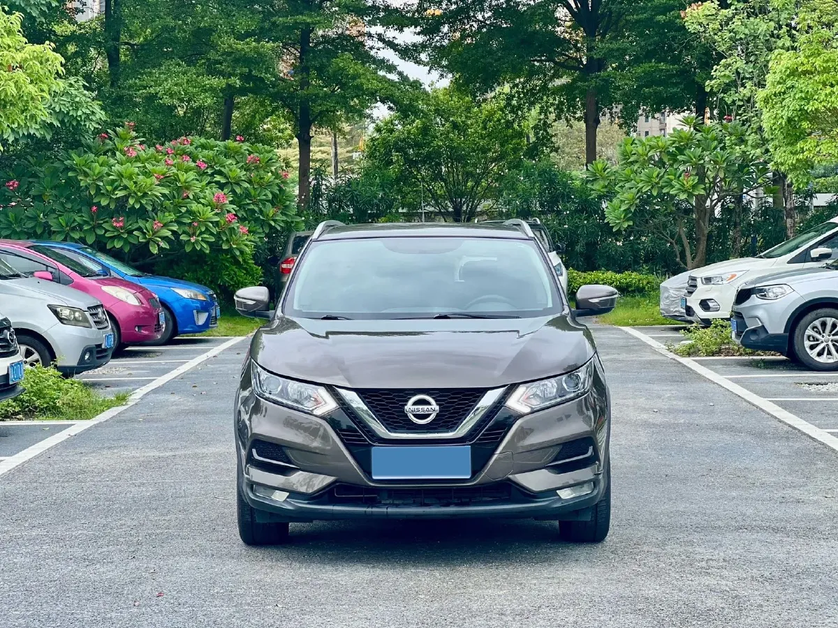 2021 Nissan Qashqai 2.0L 151HP L4 CVT,autocango,china used car exporter,china ev exporter,chinese used car exporter,chinese used ev exporter