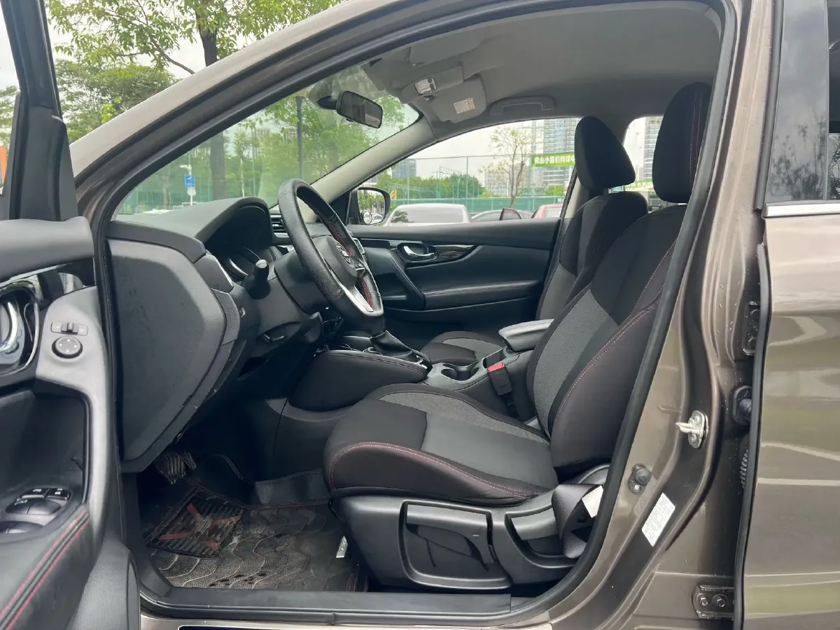 2021 Nissan Qashqai 2.0L 151HP L4 CVT,autocango,china used car exporter,china ev exporter,chinese used car exporter,chinese used ev exporter