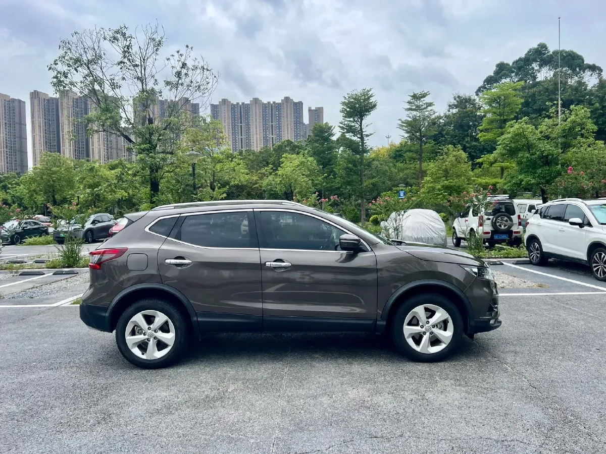 2021 Nissan Qashqai 2.0L 151HP L4 CVT,autocango,china used car exporter,china ev exporter,chinese used car exporter,chinese used ev exporter