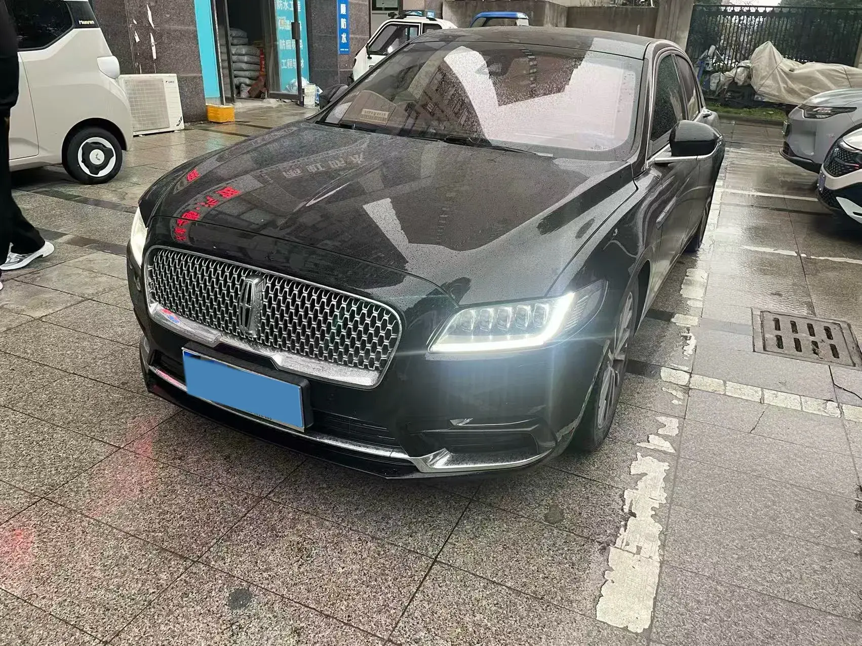 2017 LINCOLN CONTINENTAL view 1