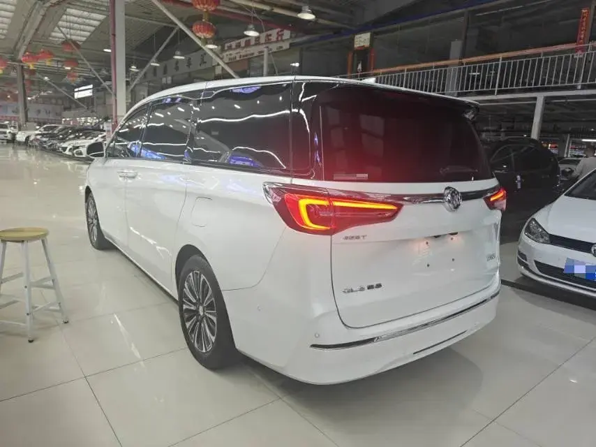 2021 BUICK GL8 thumbnail 4