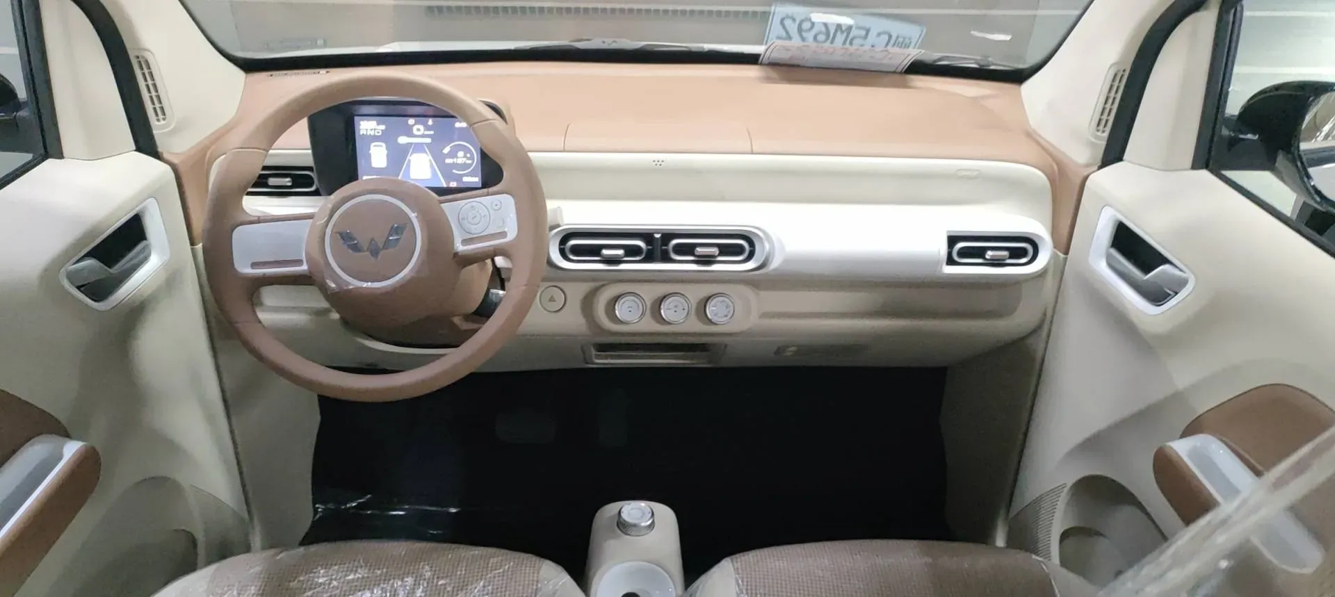 2024 WuLing HongGuang MINI EV BEV 17.3KWH,autocango,china used car exporter,china ev exporter,chinese used car exporter,chinese used ev exporter