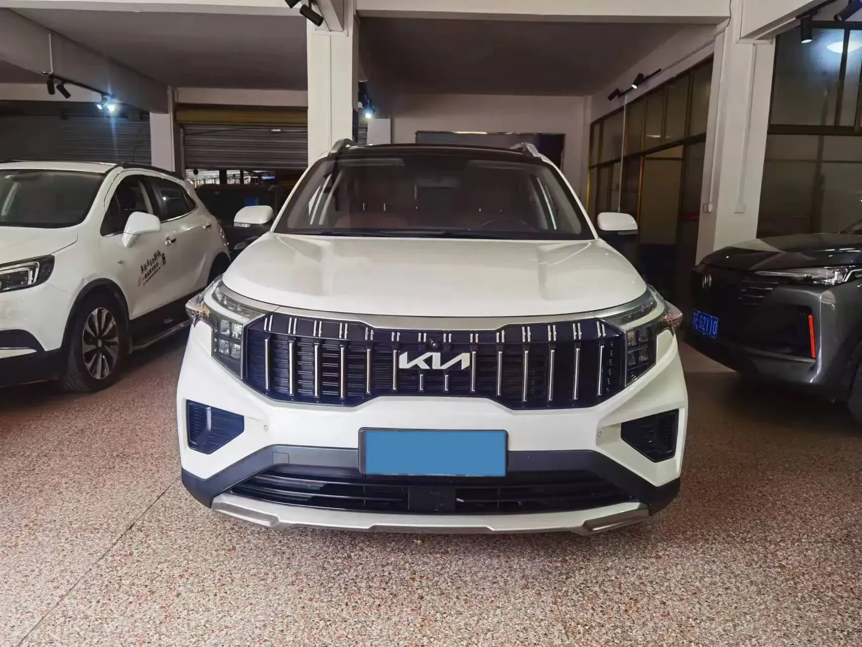 2021 KIA SPORTAGE thumbnail 3