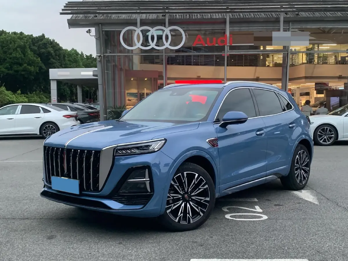 2023 HongQi HS5 2.0T 252HP L4 8AT