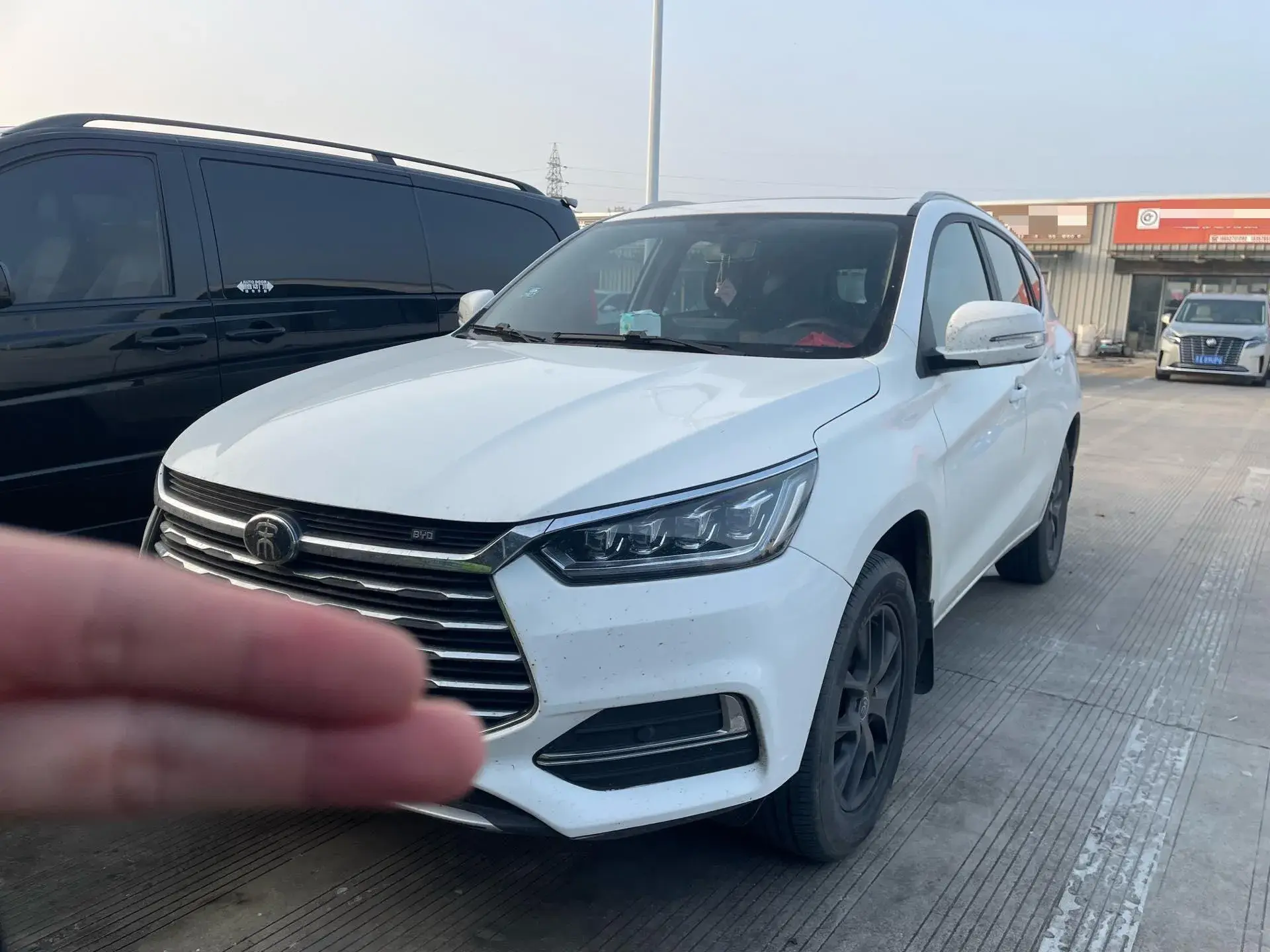 2020 BYD SONG view 1