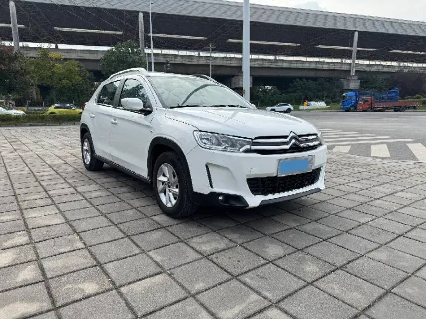 2018 CITROEN C3-XR thumbnail 3