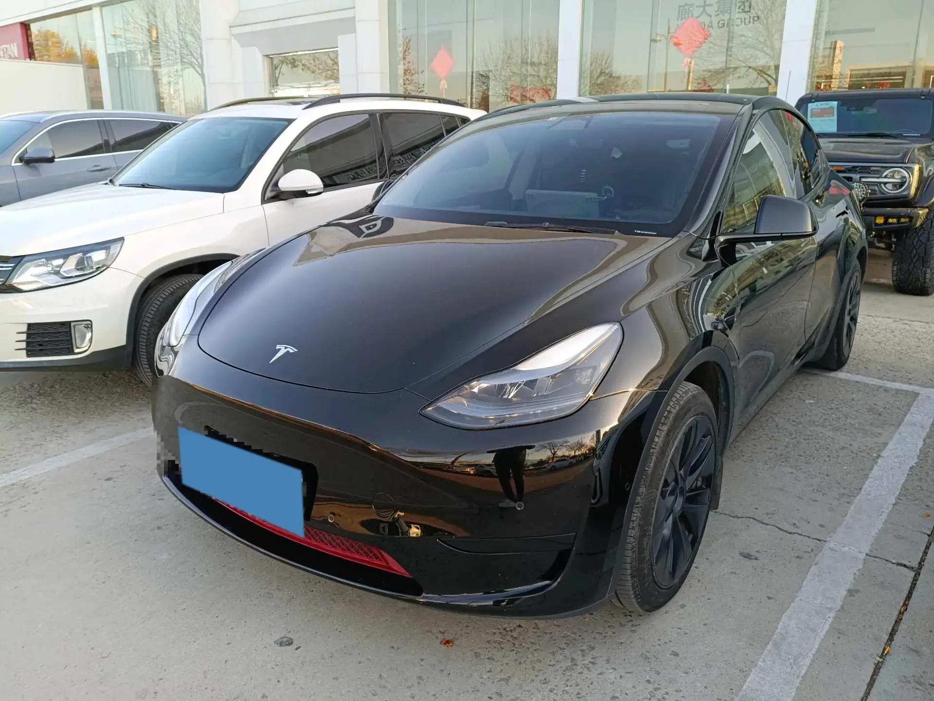2023 TESLA MODEL view 1