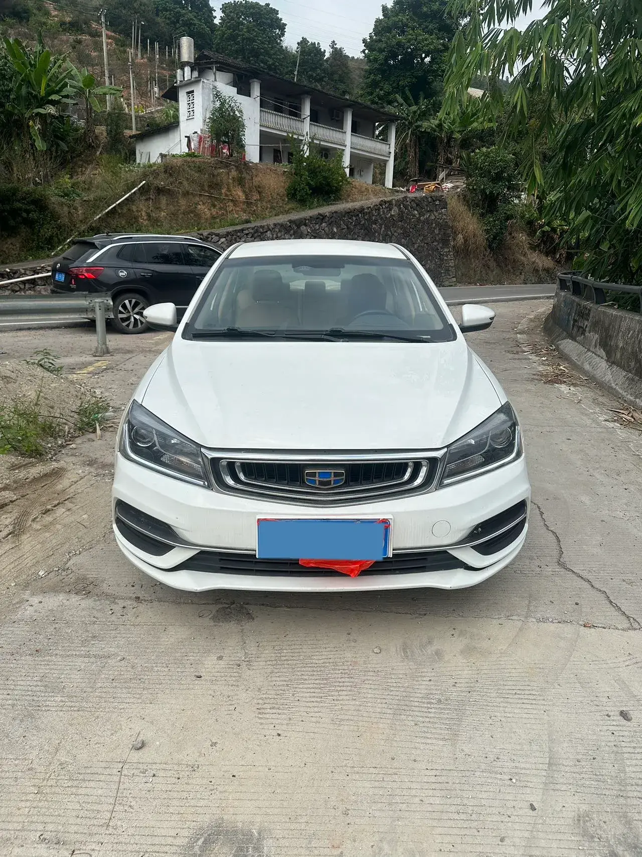 2018 GEELY EMGRAND thumbnail 2