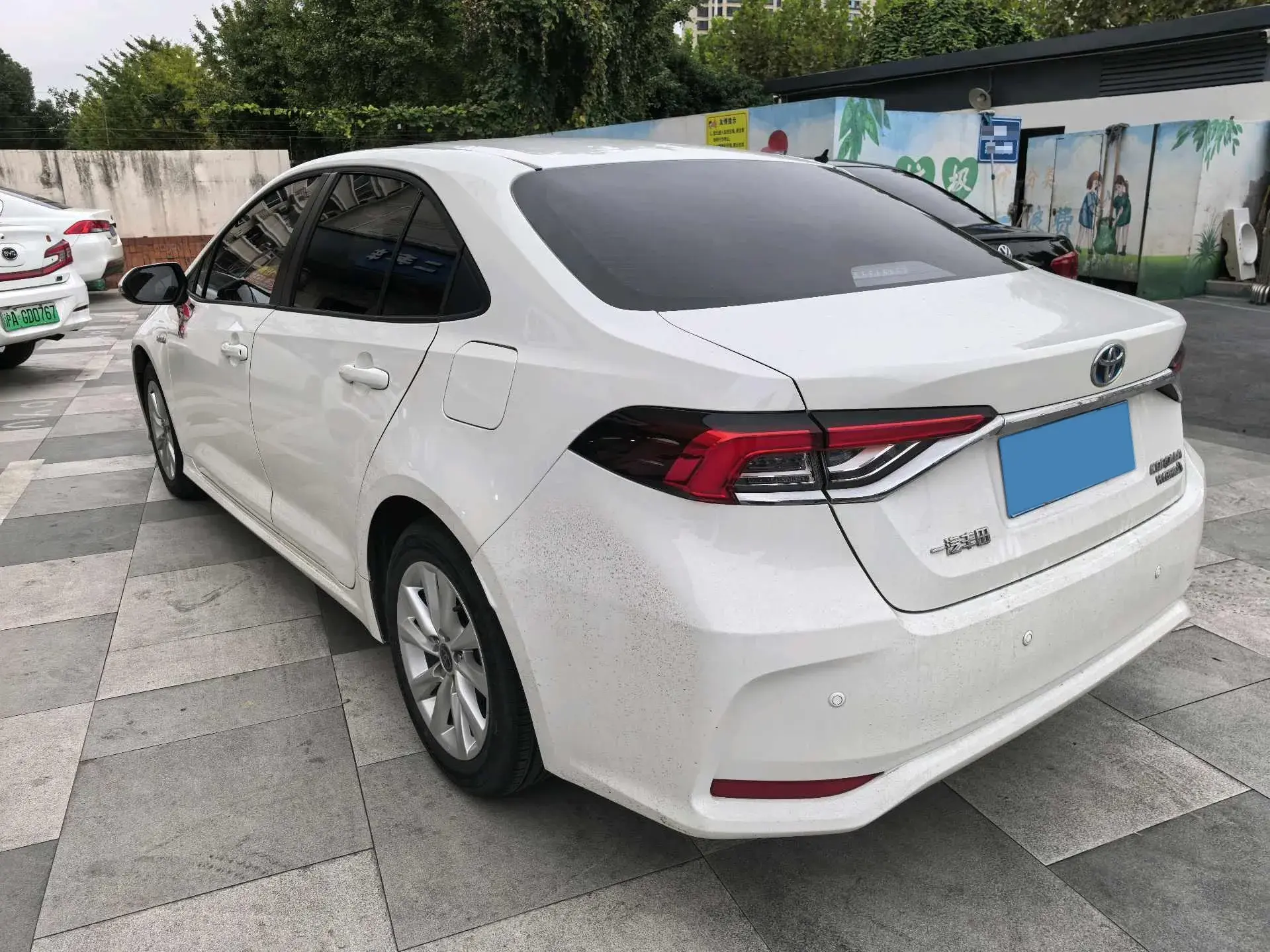 2023 TOYOTA COROLLA thumbnail 4