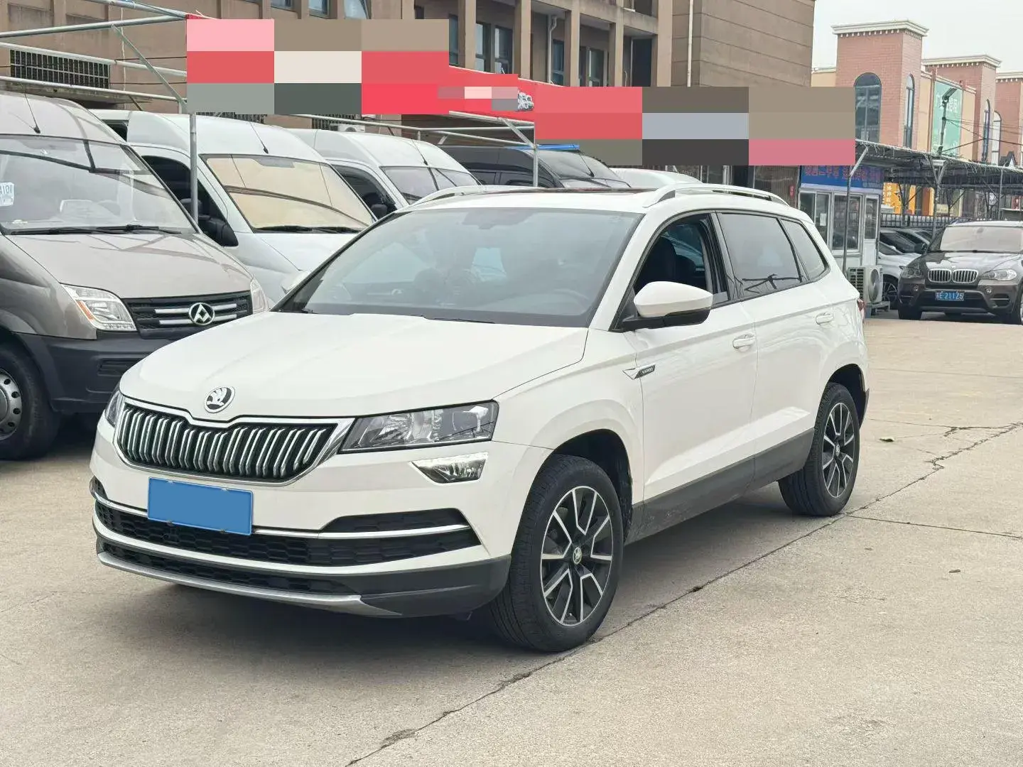 2018 SKODA KAROQ view 1