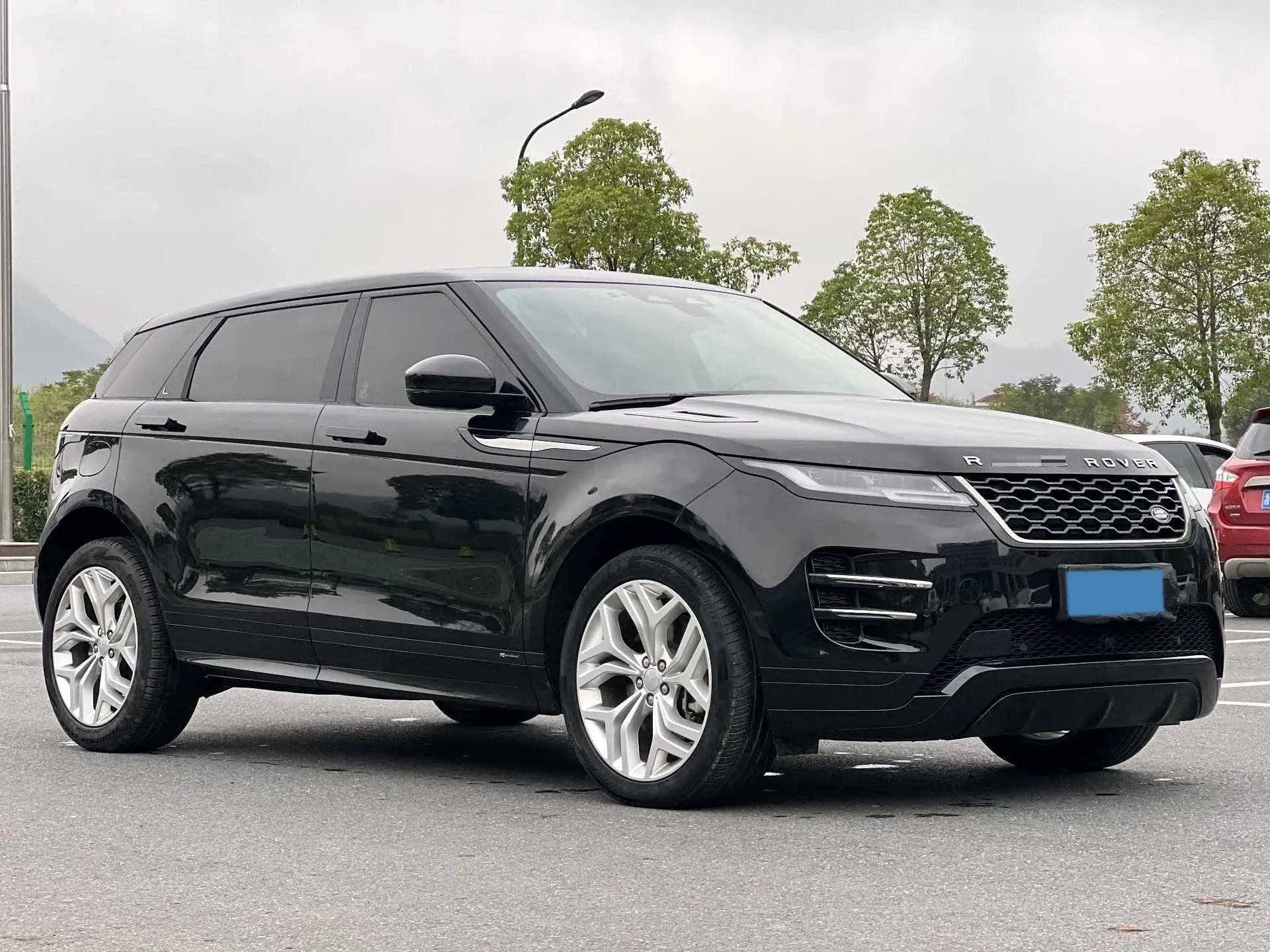 2022 LAND ROVER thumbnail 2