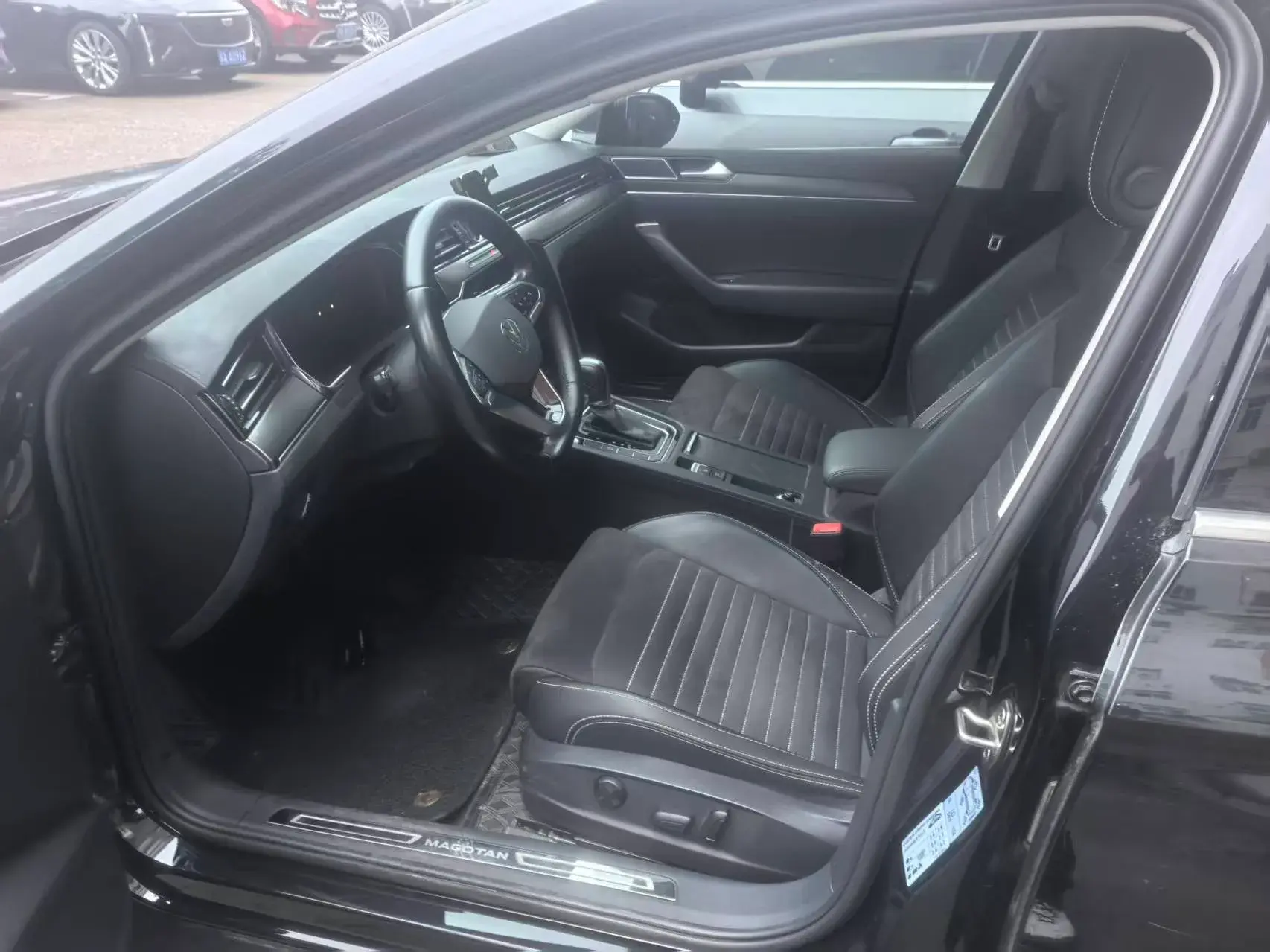 2020 VOLKSWAGEN MAGOTAN thumbnail 3