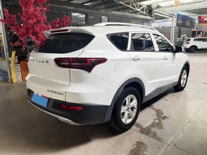 2022 JETOUR X70M thumbnail 3