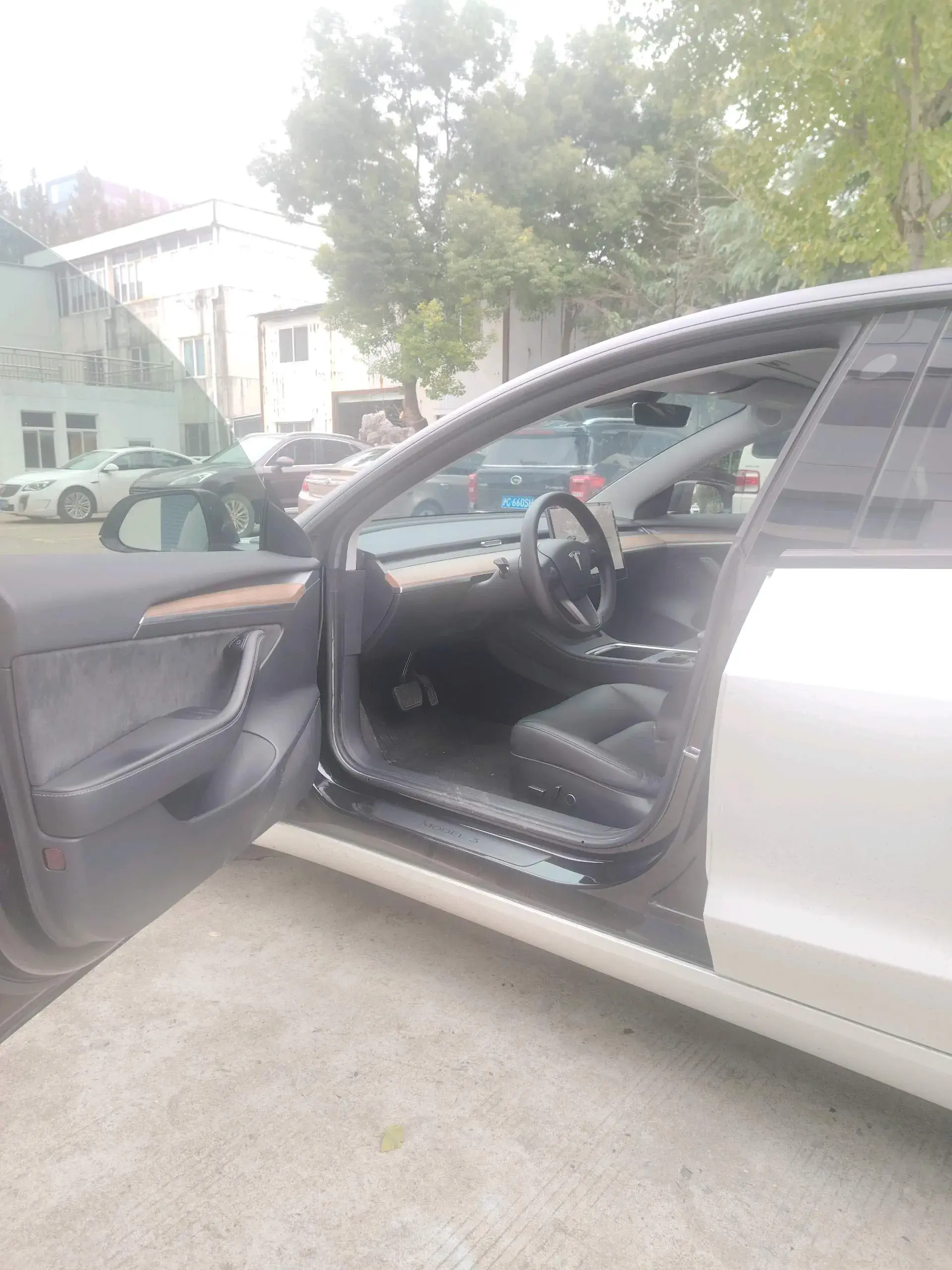 2021 TESLA MODEL thumbnail 4