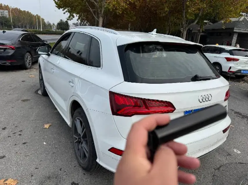2020 AUDI Q5L thumbnail 4