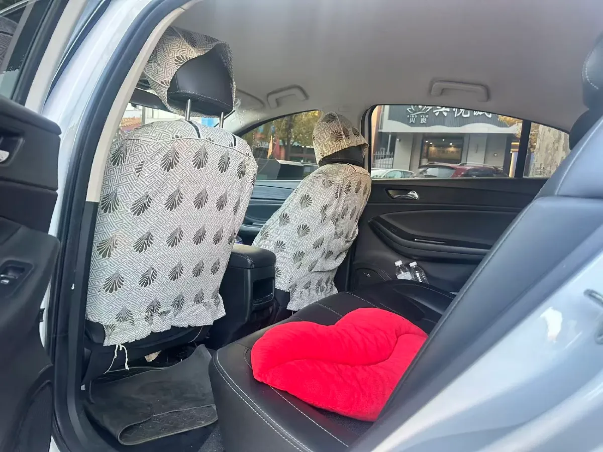 2019 Chery Arrizo 5 1.5L 116HP L4 5MT,autocango,china used car exporter,china ev exporter,chinese used car exporter,chinese used ev exporter