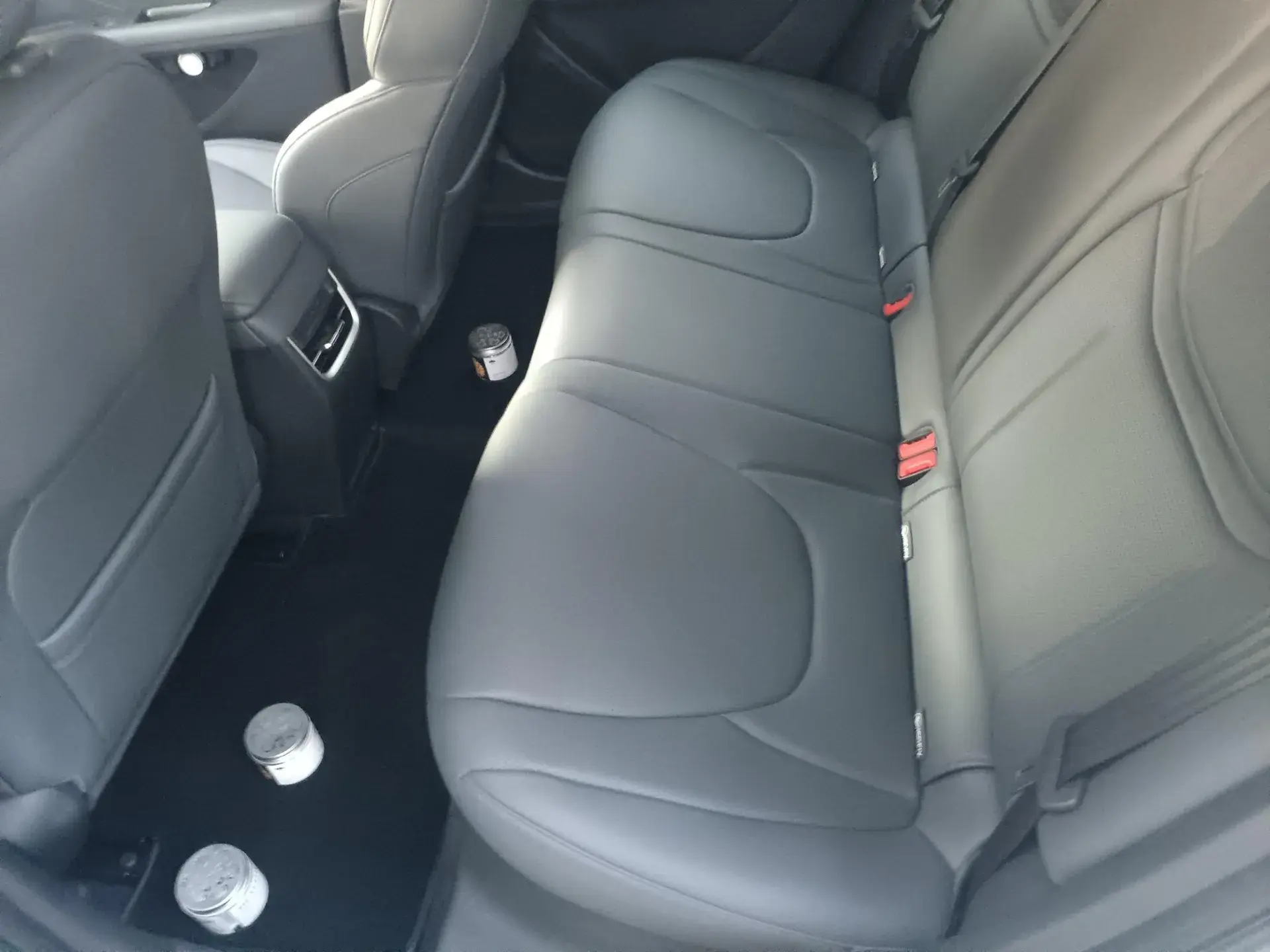 2025 XPENG MONA thumbnail 4