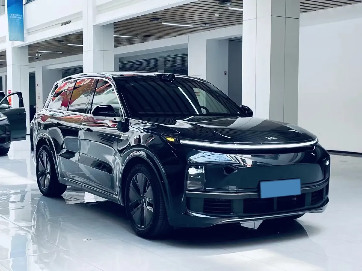 2024 Li L8 Range Extended 154HP REEV 42.8KWH,autocango,china used car exporter,china ev exporter,chinese used car exporter,chinese used ev exporter