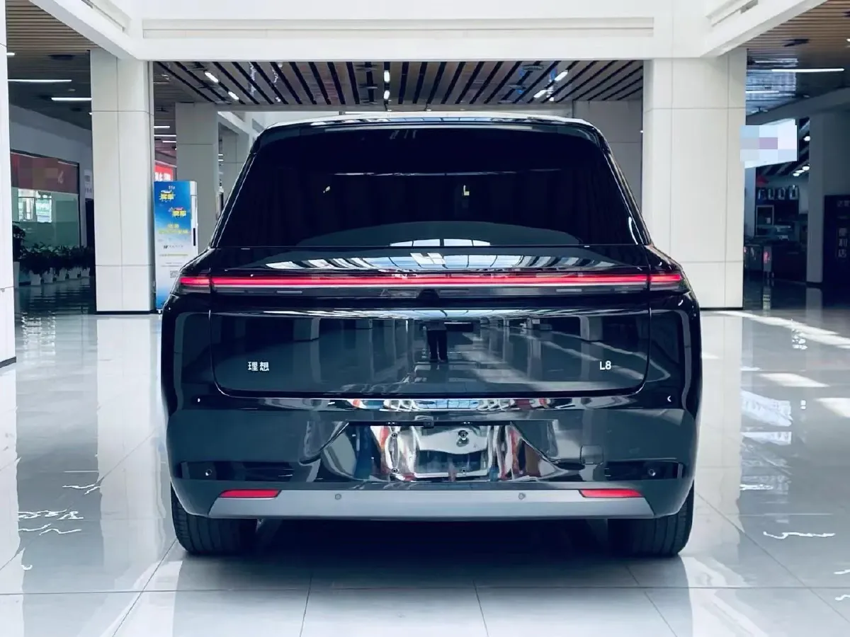 2024 Li L8 Range Extended 154HP REEV 42.8KWH,autocango,china used car exporter,china ev exporter,chinese used car exporter,chinese used ev exporter