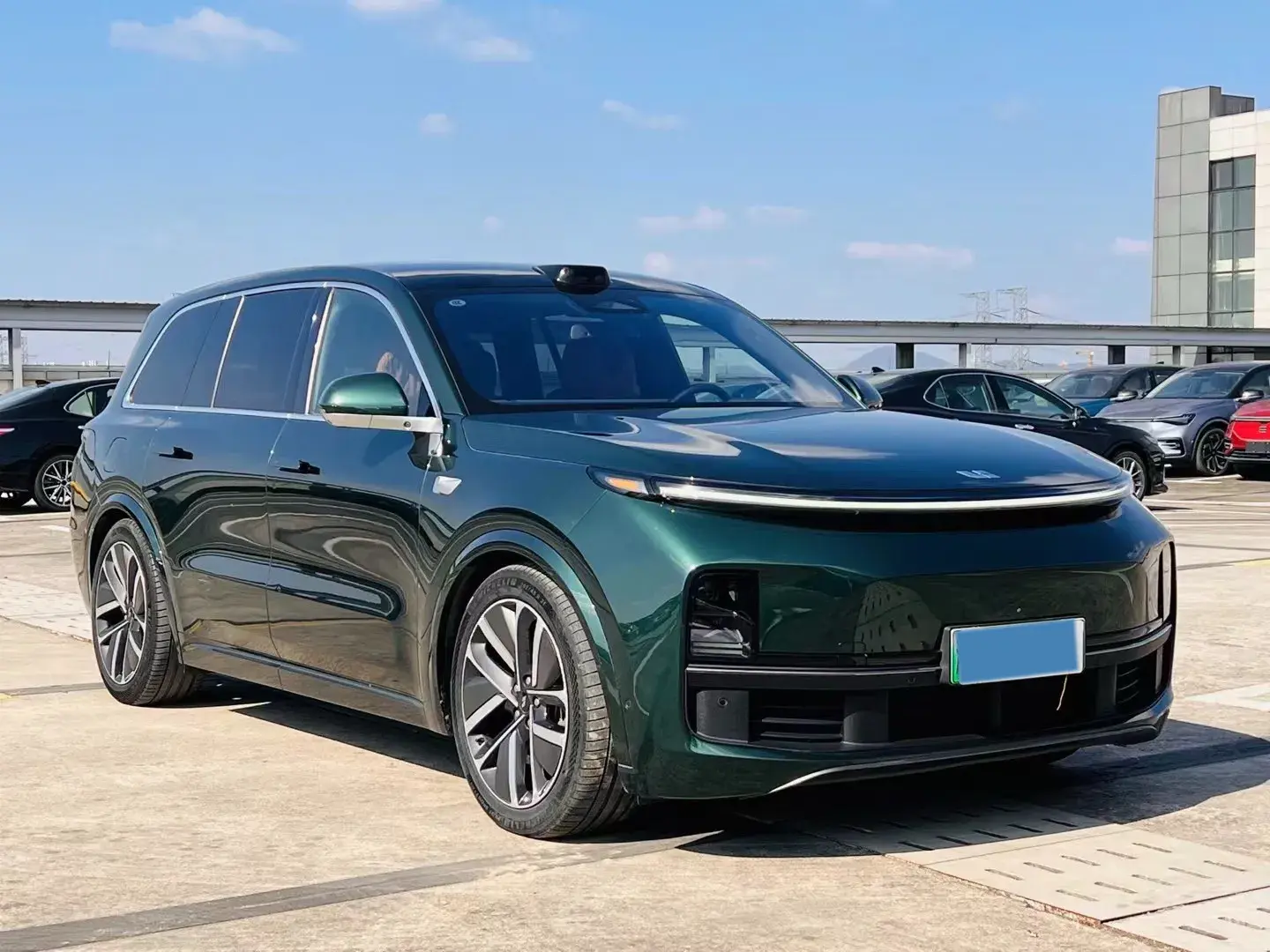 2024 LI L9 thumbnail 3