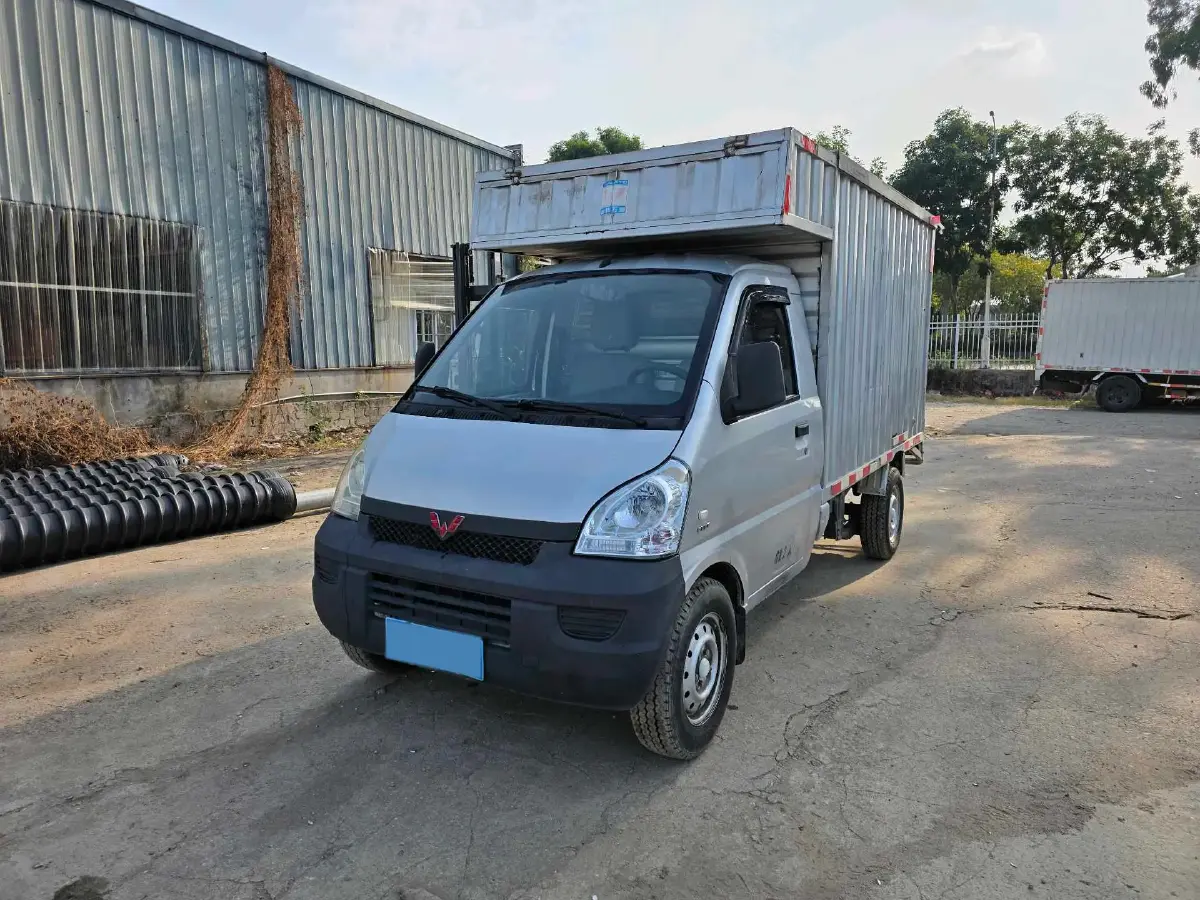 2019 WuLing RongGuang New Truck 1.5L 107HP L4 5MT