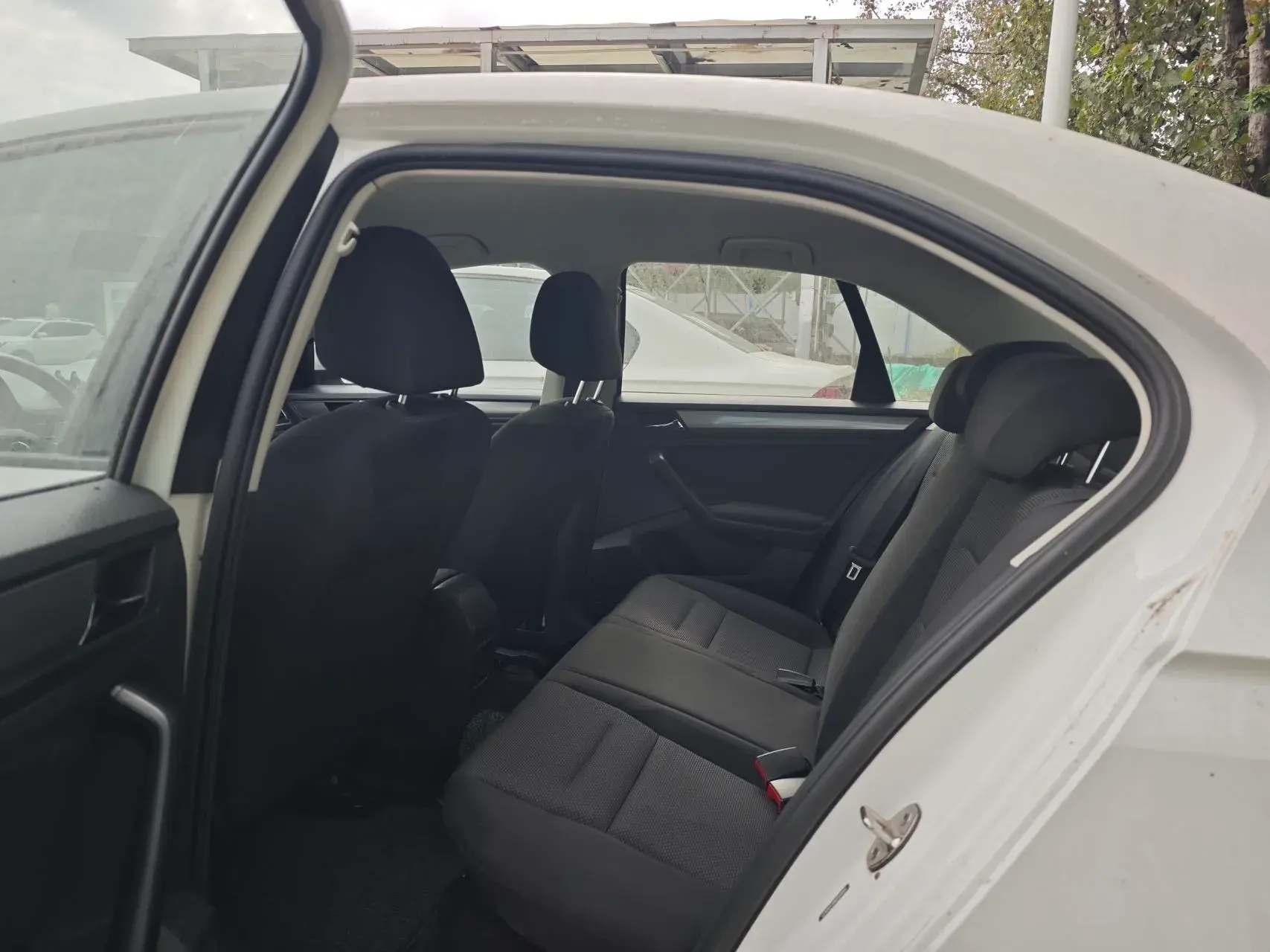 2019 VOLKSWAGEN BORA thumbnail 4