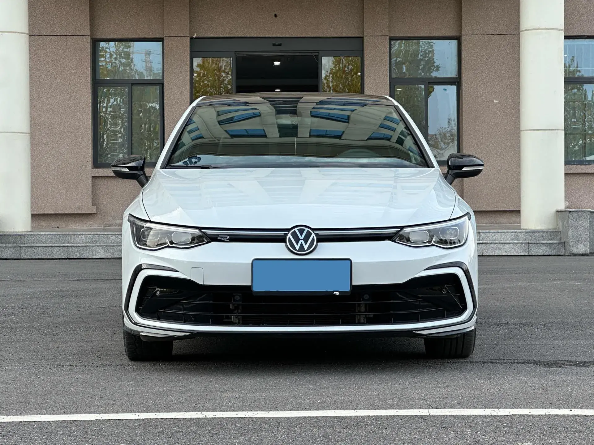 2023 VOLKSWAGEN GOLF thumbnail 2