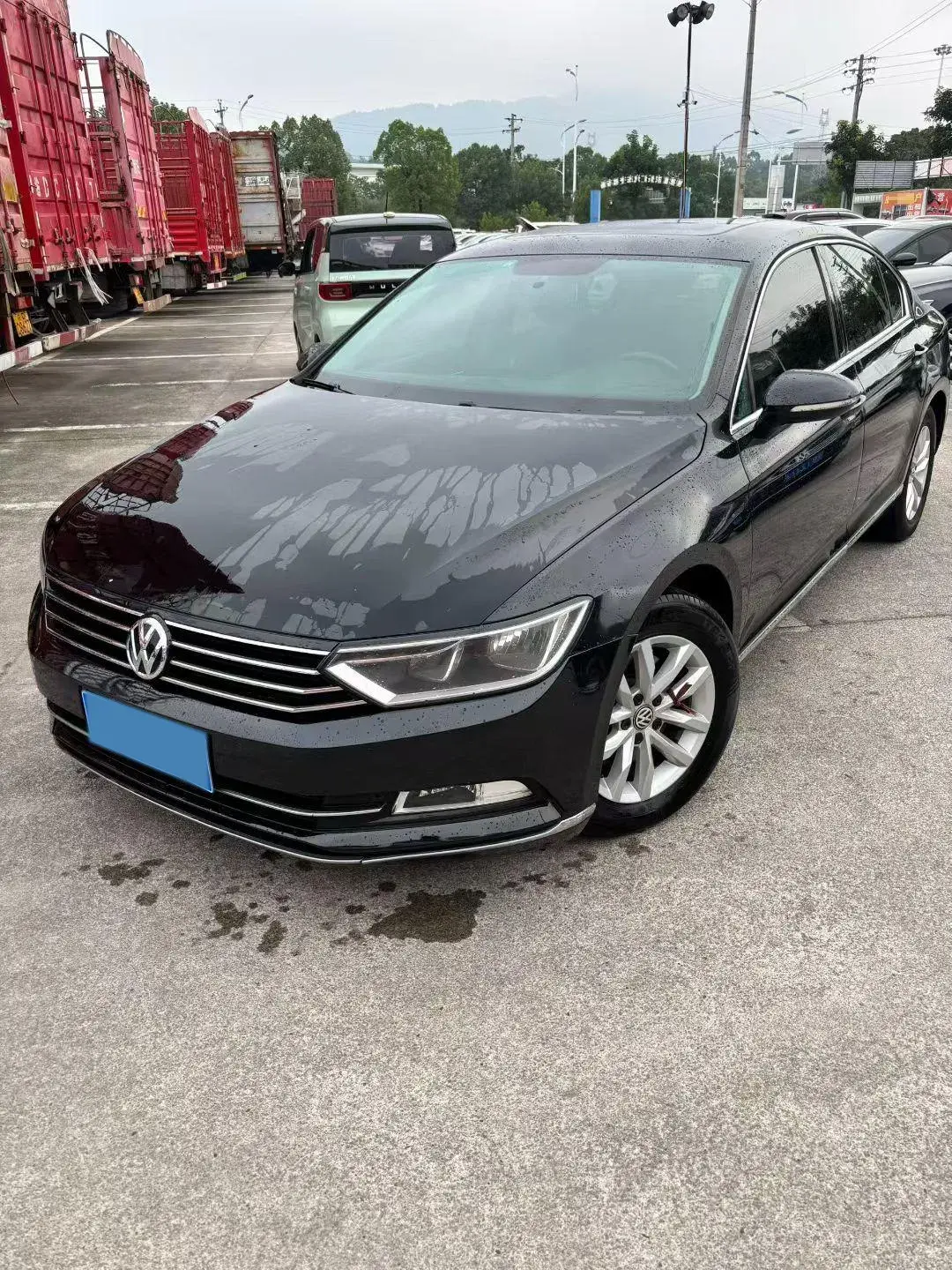 2019 VOLKSWAGEN MAGOTAN view 1