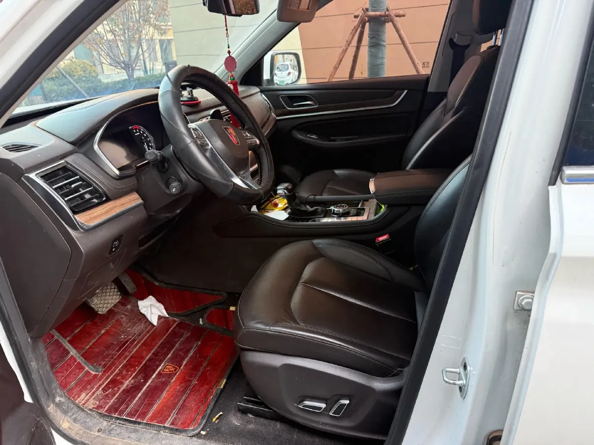 2018 Roewe RX8 2.0T 224HP L4 6AT,autocango,china used car exporter,china ev exporter,chinese used car exporter,chinese used ev exporter