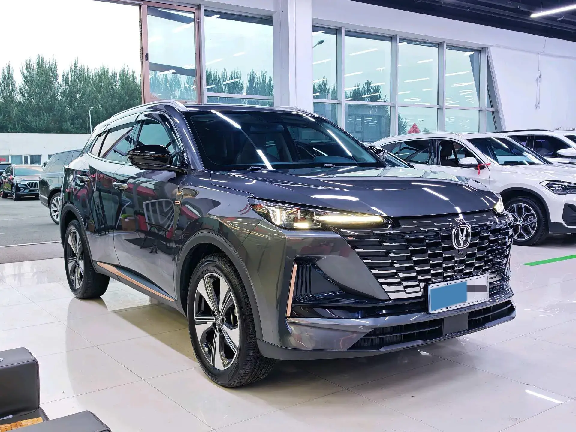 2022 CHANGAN CS75 thumbnail 3