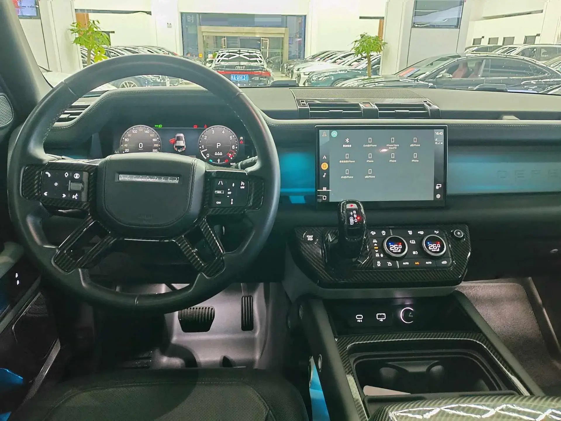 2024 LAND ROVER thumbnail 4