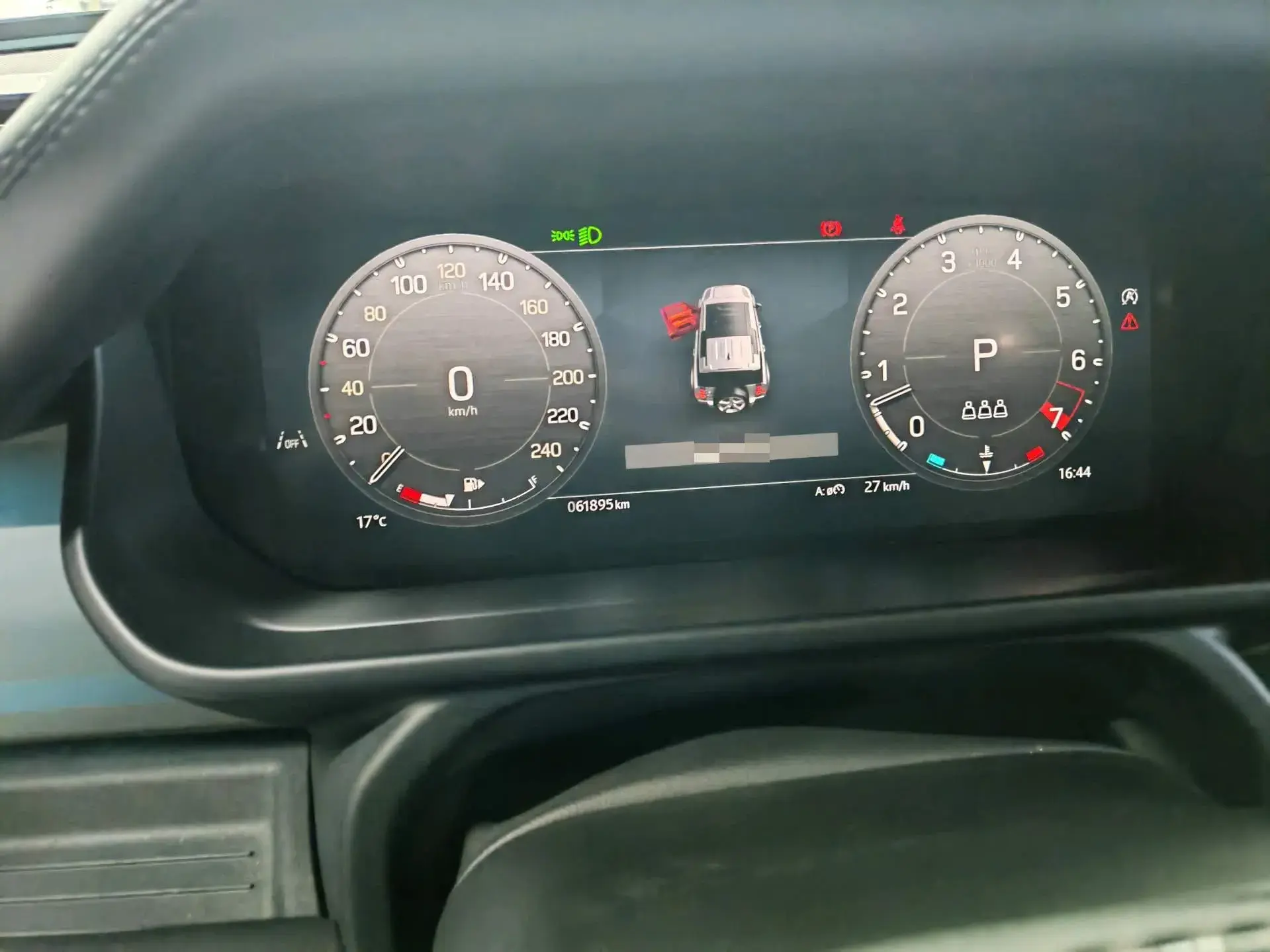 2024 LAND ROVER thumbnail 3