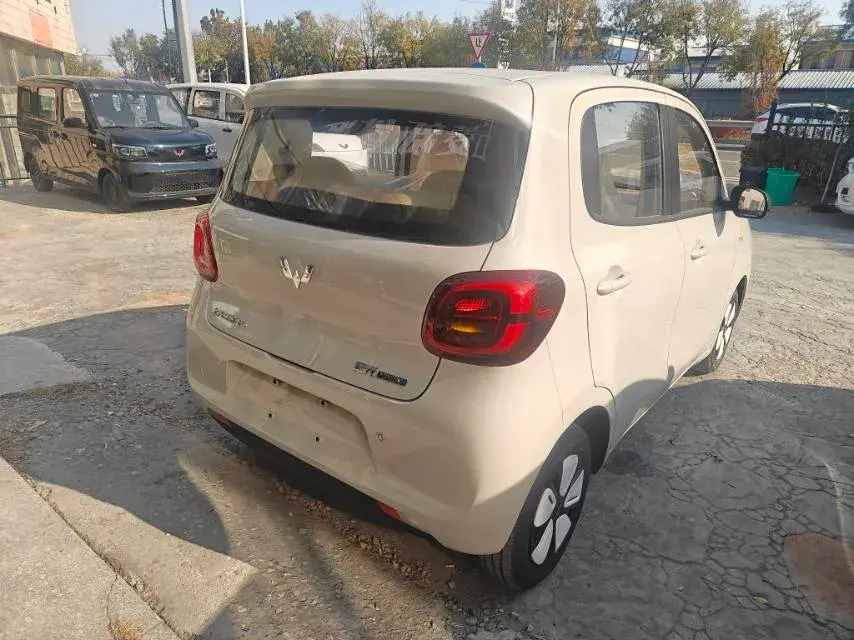 2025 WULING HONGGUANG thumbnail 3