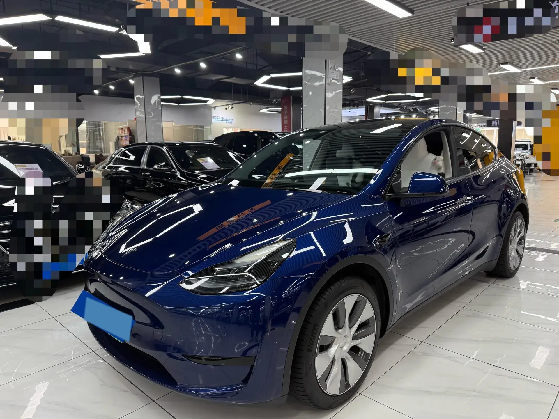 2022 TESLA MODEL view 1