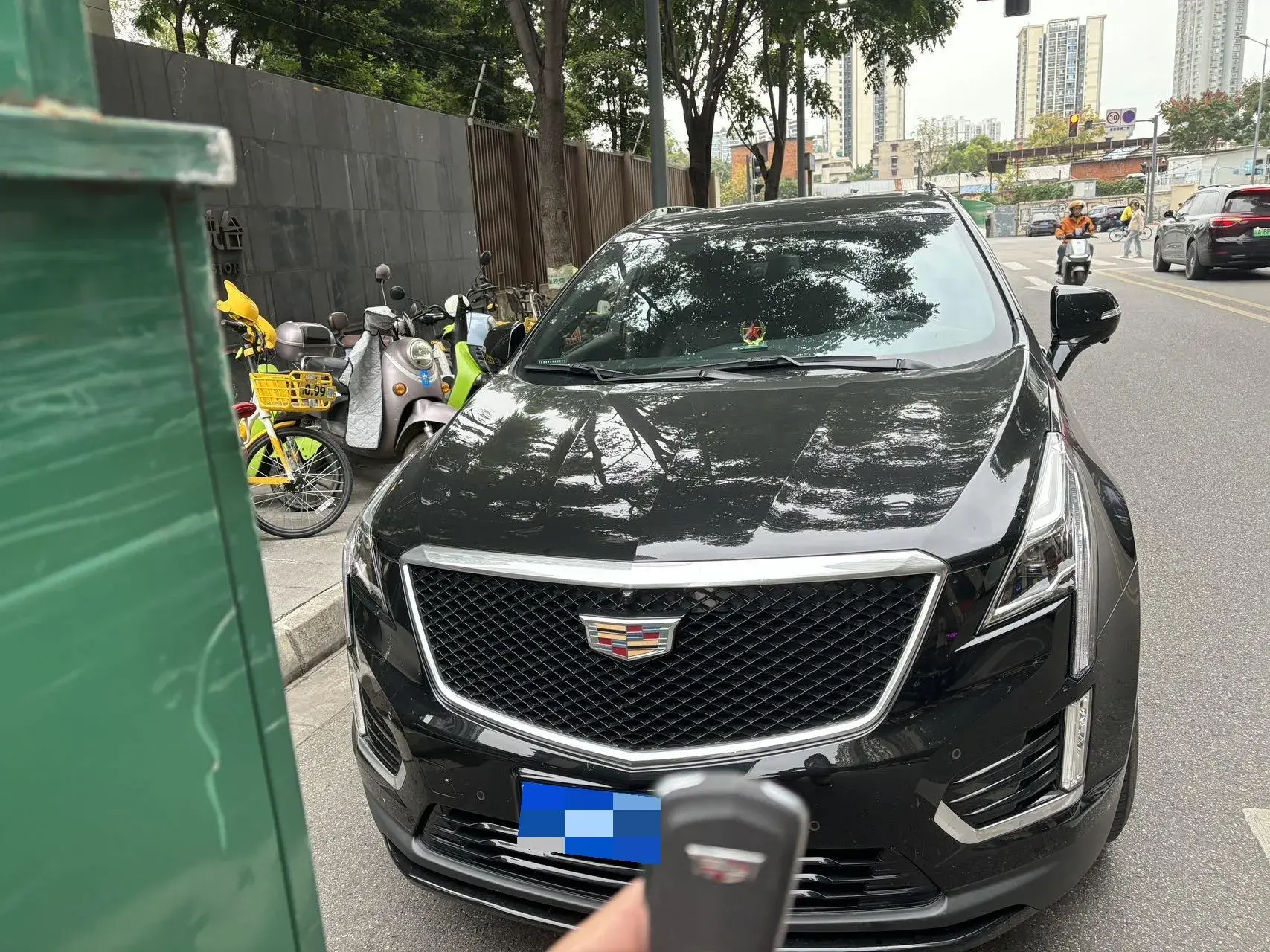 2022 CADILLAC XT5 thumbnail 2