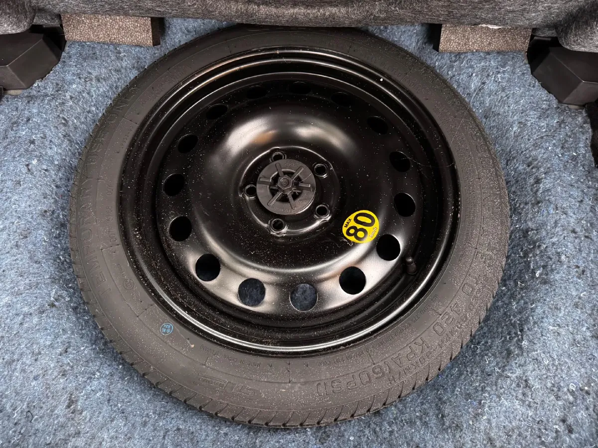 2022 ChangAn UNI-T 2.0T 233HP L4 8AT,autocango,china used car exporter,china ev exporter,chinese used car exporter,chinese used ev exporter