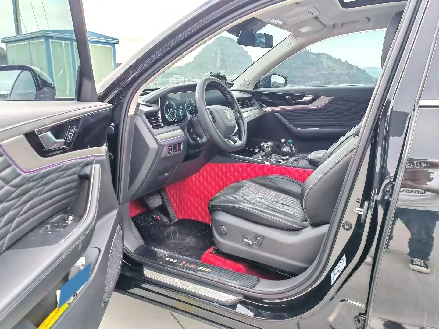 2022 HONGQI HS5 thumbnail 3