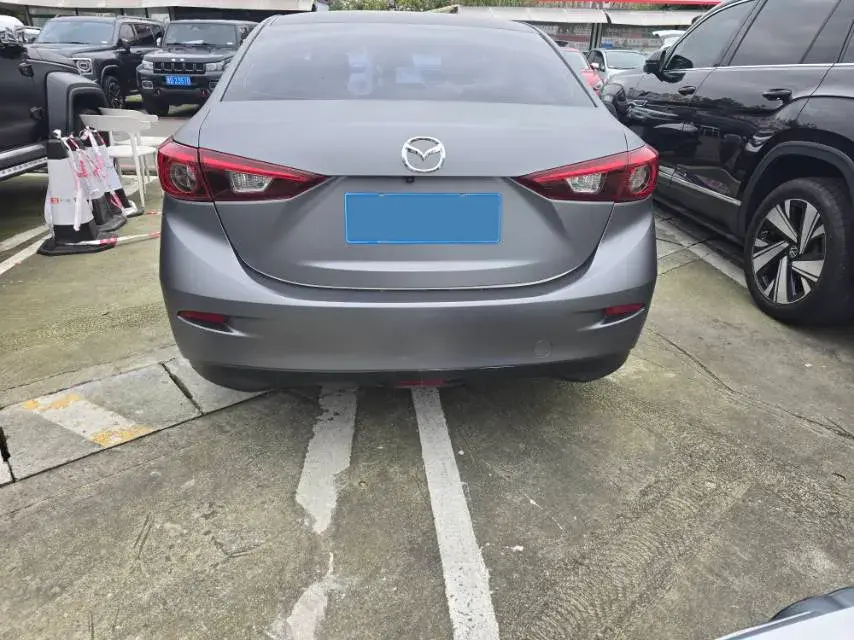 2019 MAZDA 3 thumbnail 4