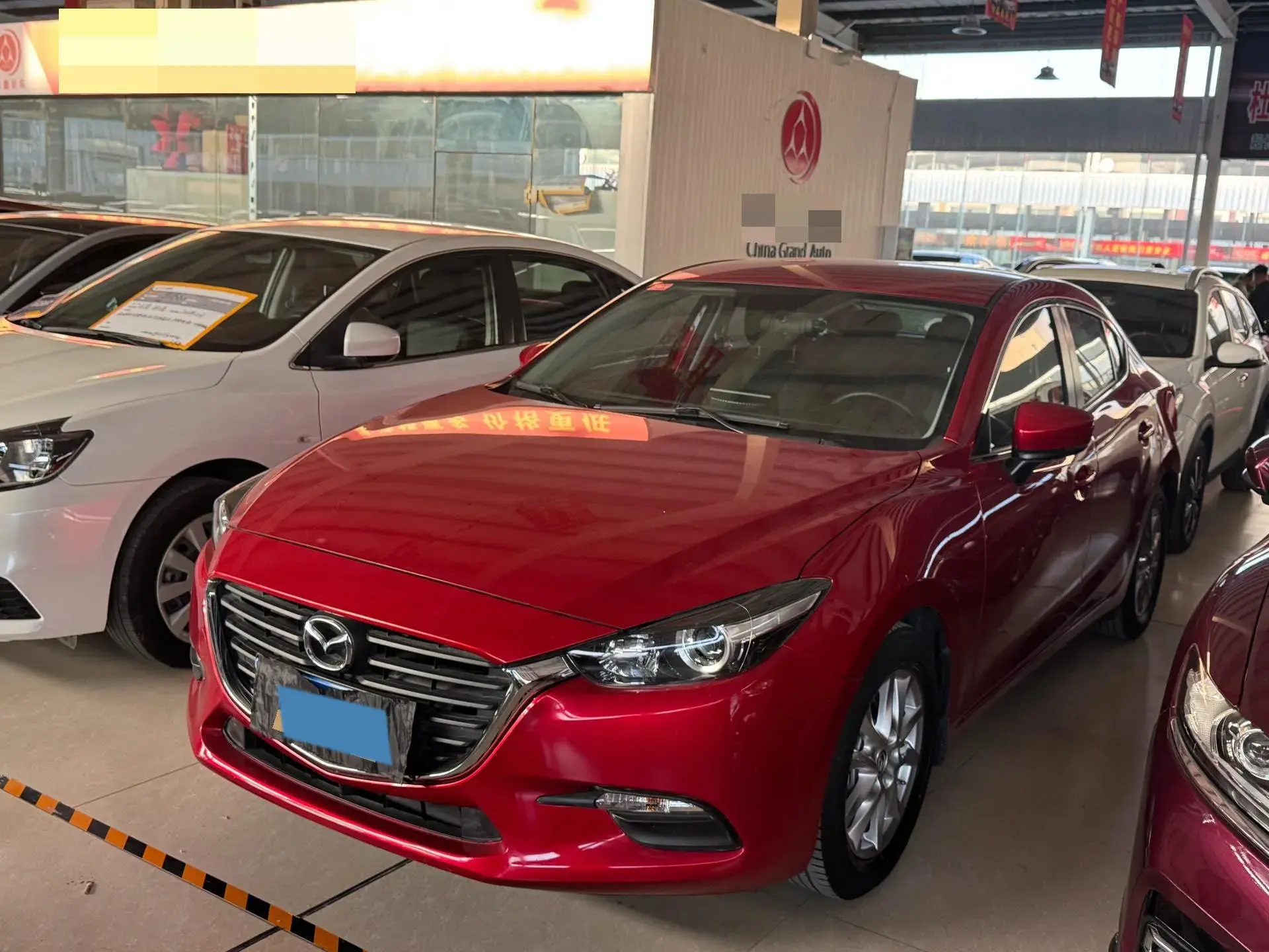 2017 MAZDA 3 view 1