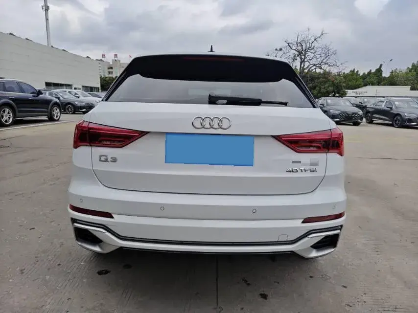 2024 AUDI Q3 thumbnail 4
