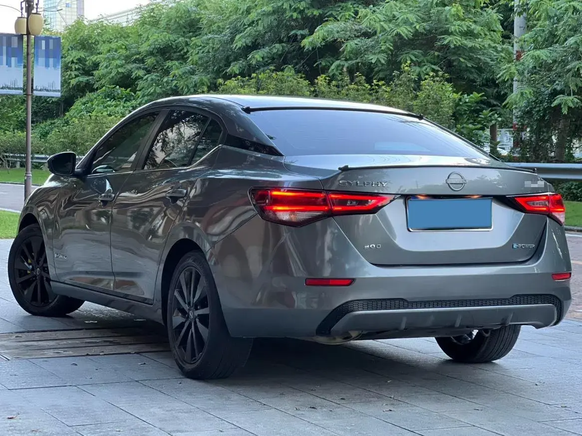 2022 NISSAN SYLPHY thumbnail 4