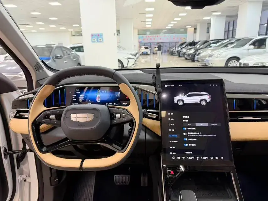 2023 GEELY STARRAY thumbnail 4