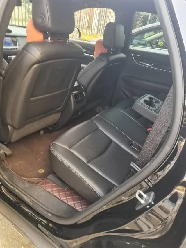 2021 CADILLAC XT5 thumbnail 3