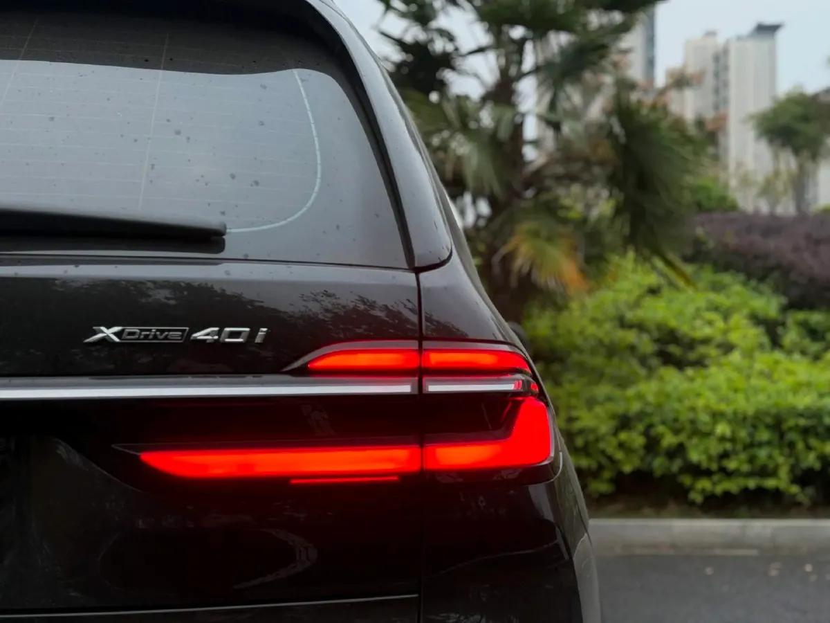 2023 BMW X7 3.0T 381HP L6 8AT,autocango,china used car exporter,china ev exporter,chinese used car exporter,chinese used ev exporter