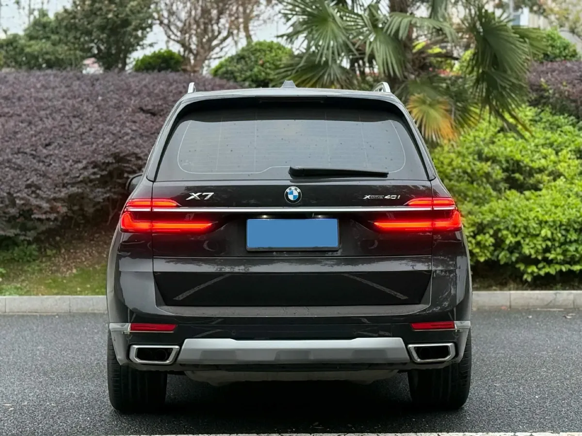2023 BMW X7 3.0T 381HP L6 8AT,autocango,china used car exporter,china ev exporter,chinese used car exporter,chinese used ev exporter