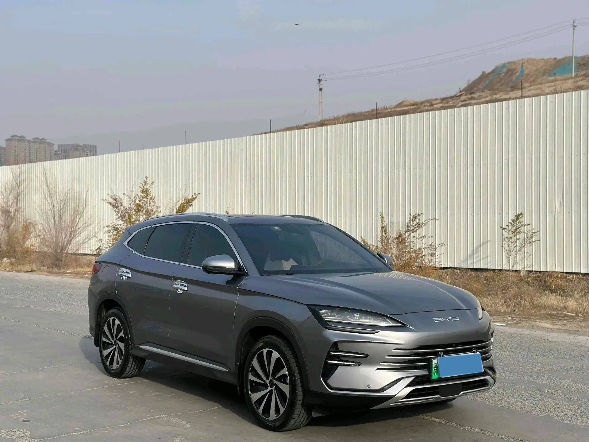 2023 BYD SONG thumbnail 3