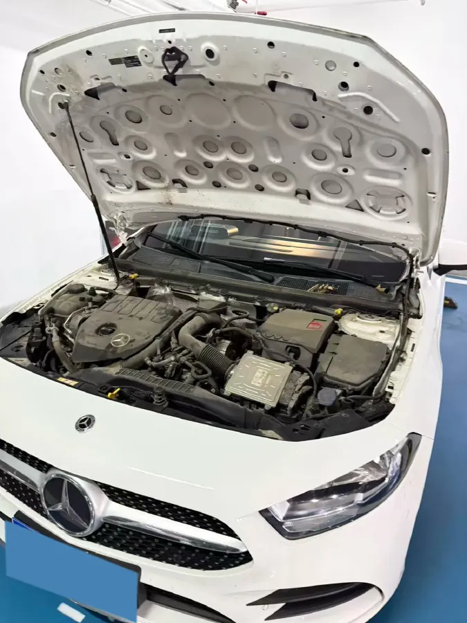 2021 Mercedes-Benz A Class 1.3T 136HP L4 7DCT,autocango,china used car exporter,china ev exporter,chinese used car exporter,chinese used ev exporter